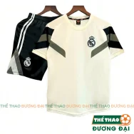 Quần Áo Bóng Đá Real Kem Đen 2025 2026 Thun Mè S-COMF Thoáng Khí Thể Thao Đương Đại