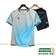 Quần Áo Bóng Đá Thiết Kế Riki Gunn Xám Thun Mè Cao Cấp Thoáng Khí Thể Thao Đương Đại