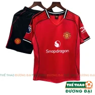 Quần Áo Bóng Đá MU Đỏ 2025 2026 Thun Mè S-COMF Thoáng Khí Thể Thao Đương Đại