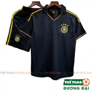 Quần Áo Bóng Đá ĐT Đức Cổ Bẻ Đen WC2026 Thun Mè S-Comf Thoáng Khí Thể Thao Đương Đại